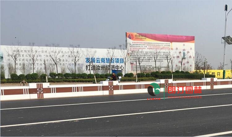 中国梦组合艺术花箱道路景观案例
